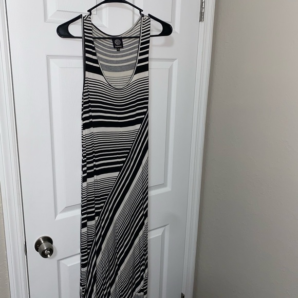 Geometric pattern maxi dress - Picture 4 of 7